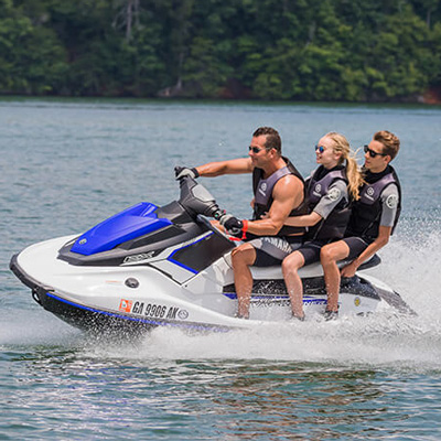 YAMAHA<sup>®</sup> EX Rec Lite - Shorter in length, lighter in weight, the EX Rec Lite is designed for fun. Seating 1 - 3 persons, this personal watercraft features a 3-cyclinder, 4-stroke TR-1 Yamaha marine engine, 13.2 gallon fuel capacity, more storage options and measures 10' 3